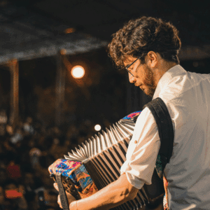 Descubre el acordeón con nuestra app